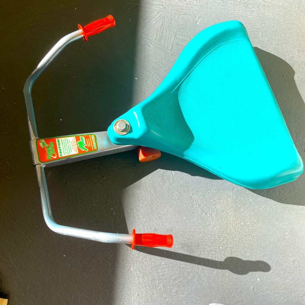 Original Flying Turtle Sit-Skate Scooter